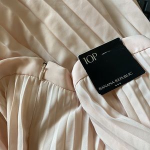 Banana Republic Pink Accordion Skirt